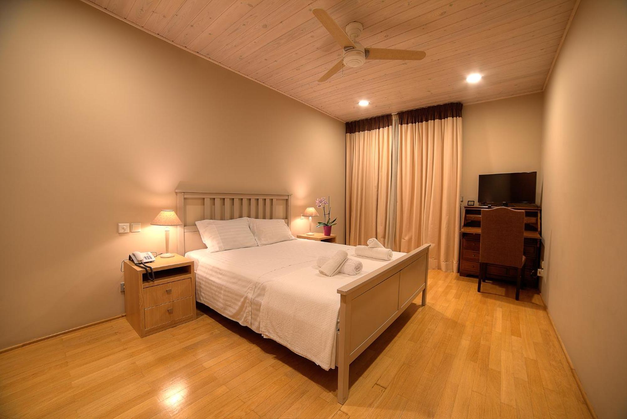 Lyciponon Villa Anavyssos Bagian luar foto